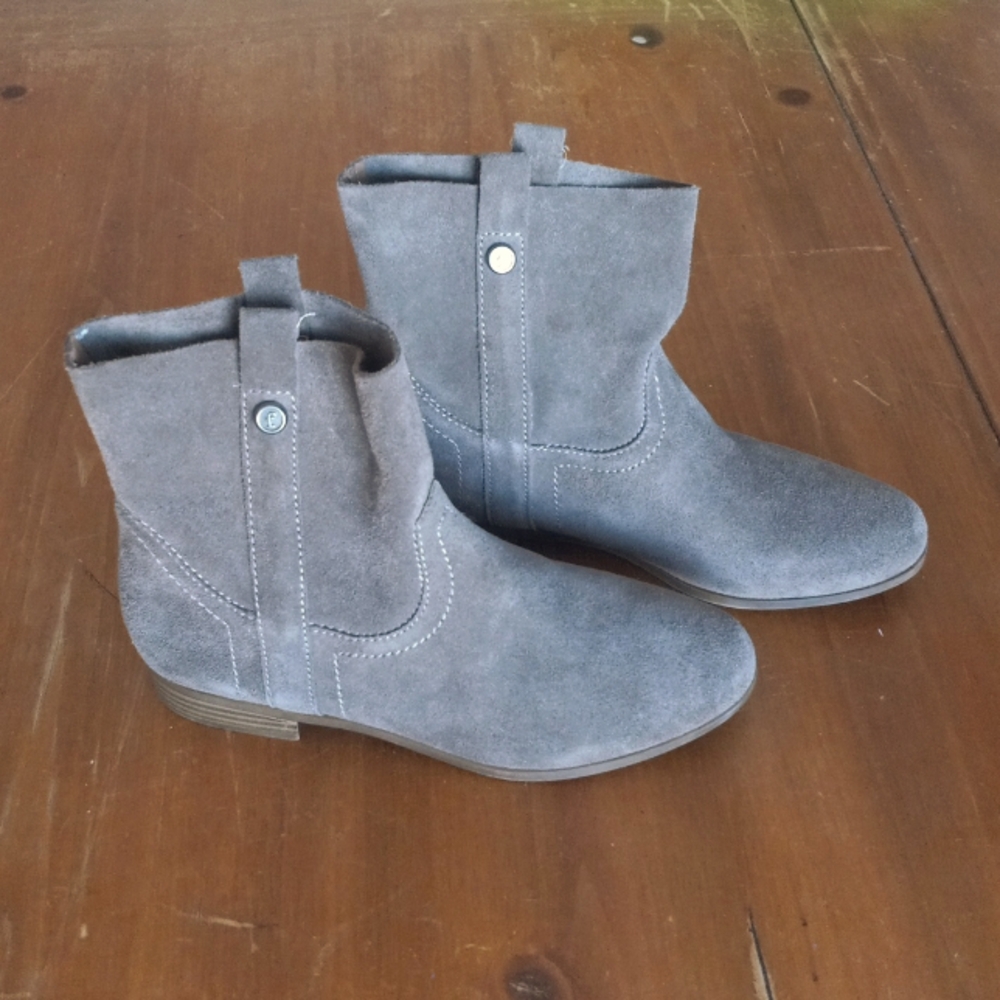 Womans Frye & Co Suede Beige Boot Size 7